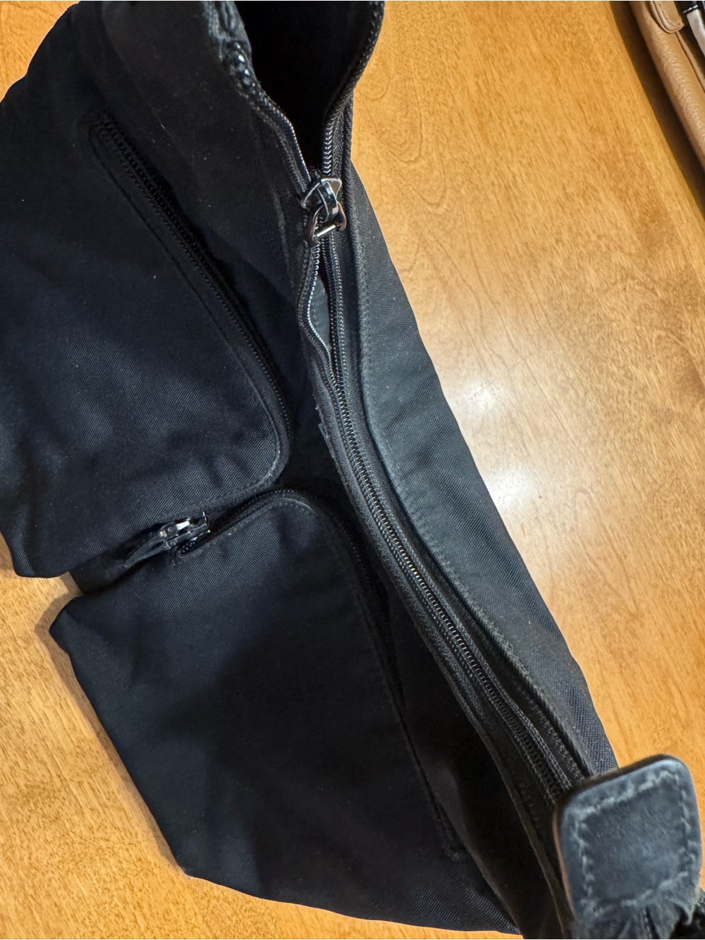 Gucci Black Shoulder Hobo Bag - Picture 8 of 13
